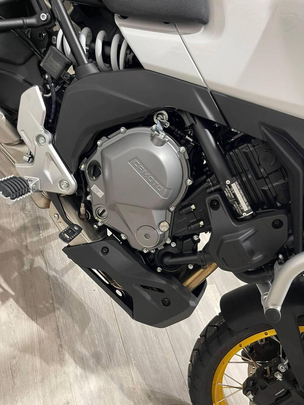 CFMOTO 700MT (2024 - 26) (11)