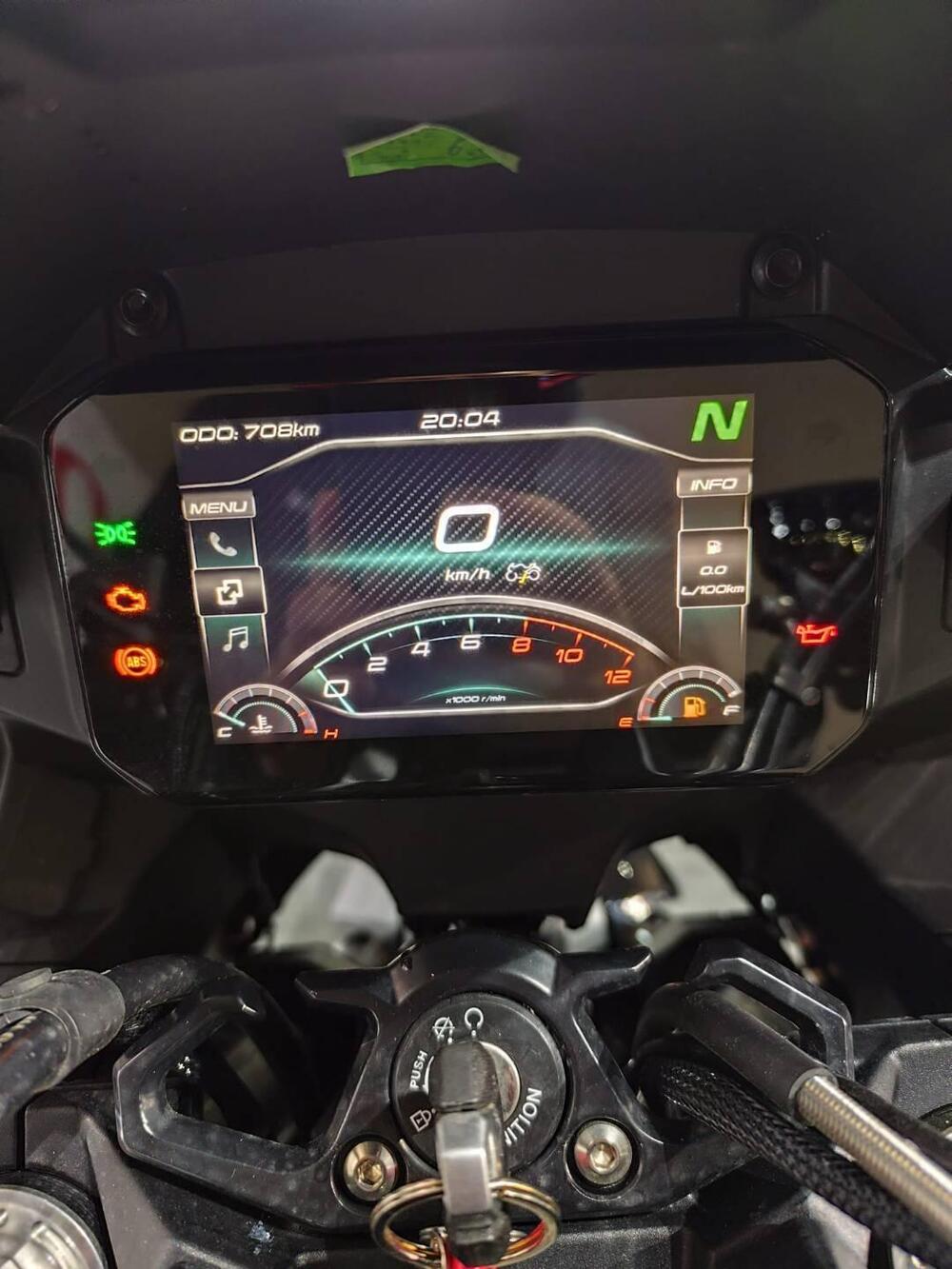 CFMOTO 700MT (2024 - 26) (9)