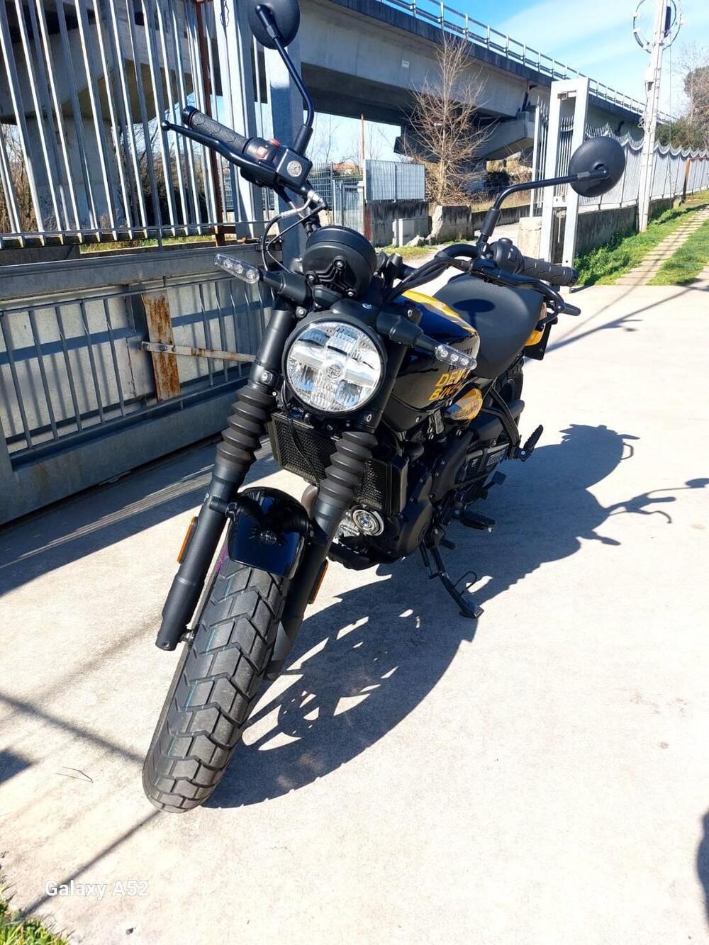 Royal Enfield Guerrilla 450 (2024 - 26) (3)