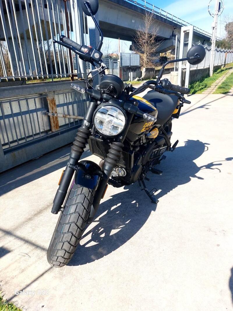 Royal Enfield Guerrilla 450 (2024 - 26) (3)