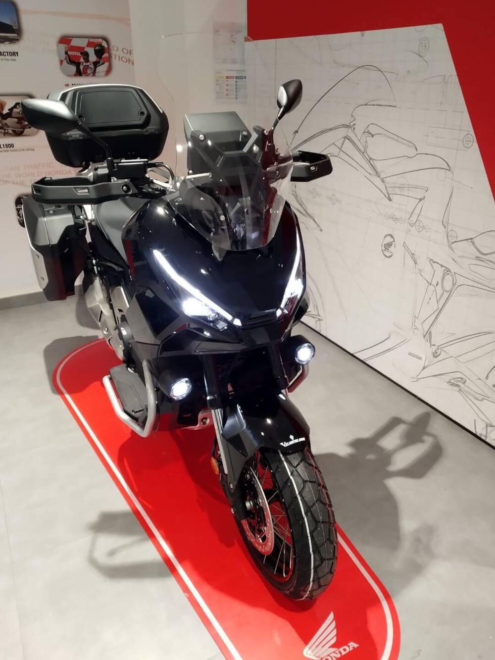 Honda X-ADV 750 Travel (2025 - 26) (2)