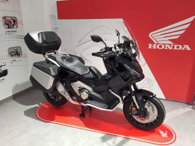 Honda X-ADV 750 Travel (2025 - 26) nuova