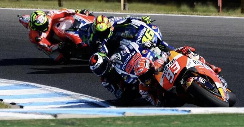 MotoGP 2026. Rossi vs Marquez, gli incidenti con gli animali, Capirossi campione e altri: i momenti iconici della storia di Phillip Island