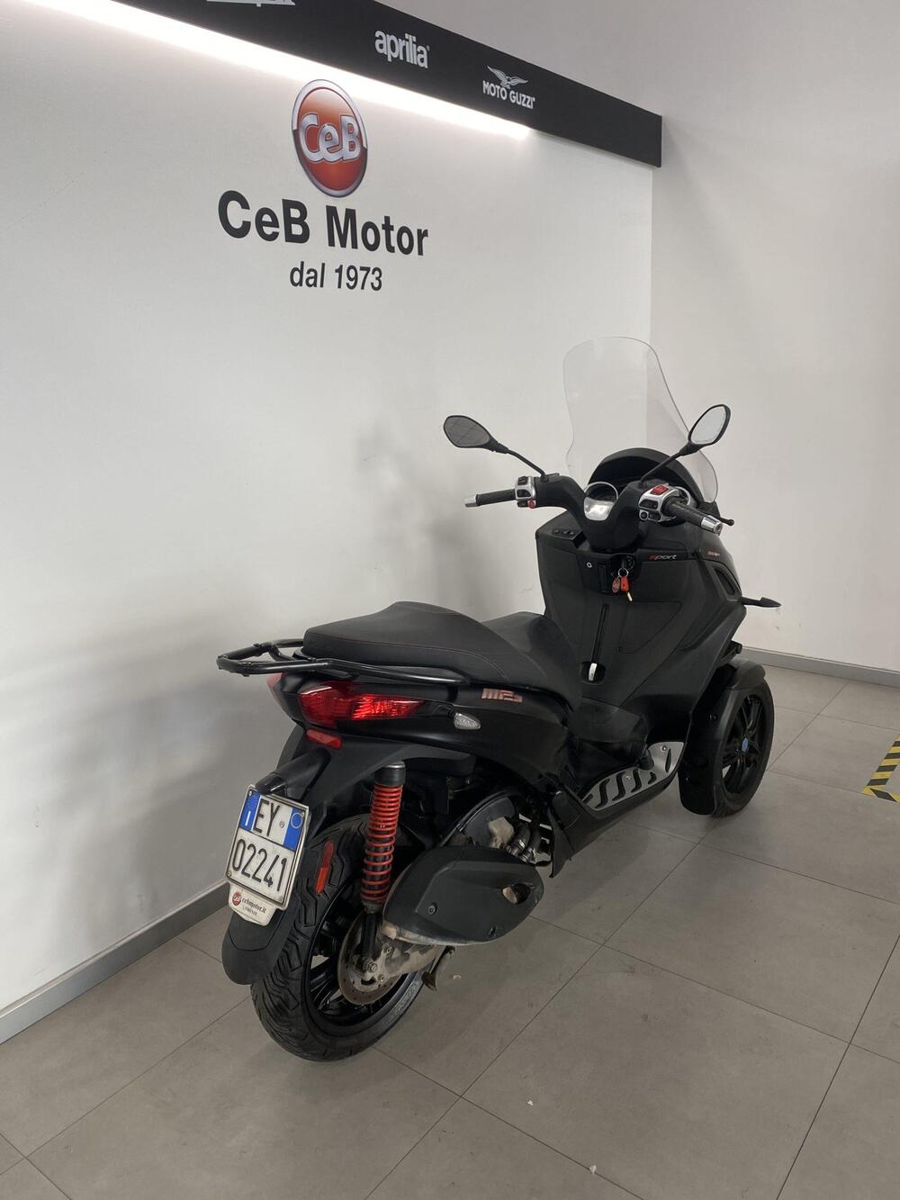 Piaggio MP3 300 Sport ABS Hpe (2021 - 24) (8)
