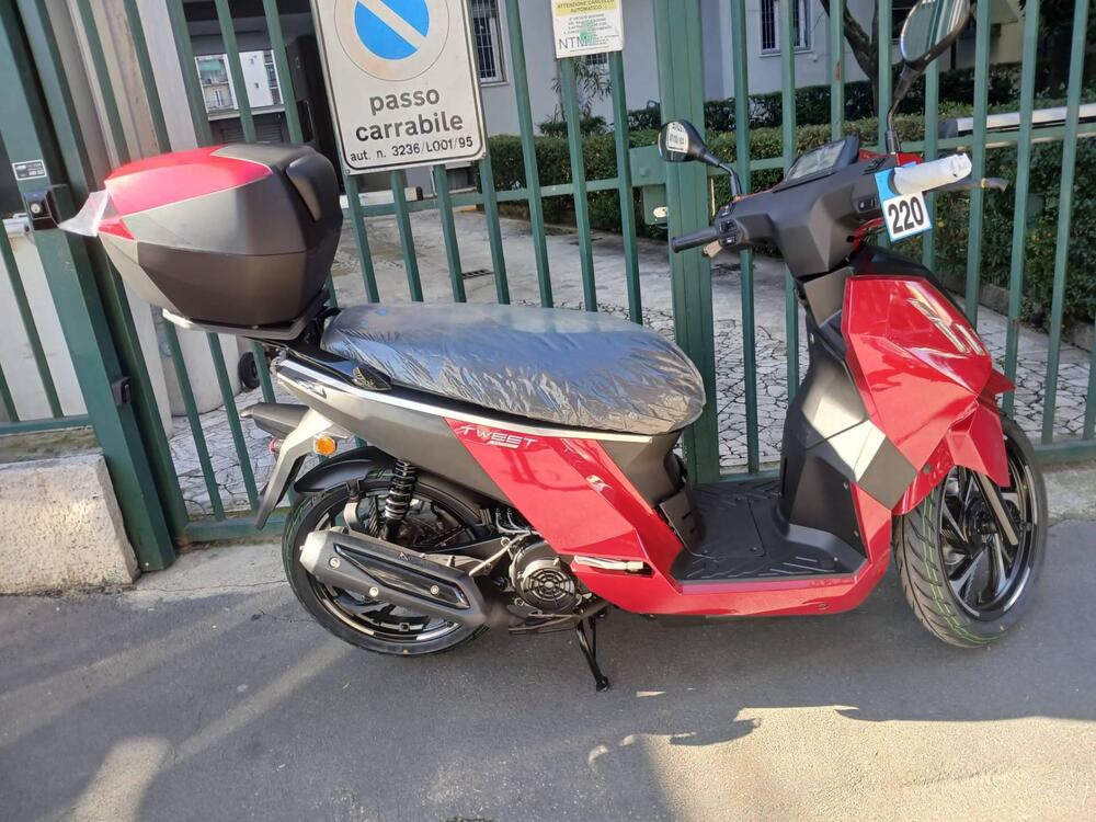 Peugeot Tweet 125 FL Active (2025 - 26) (2)