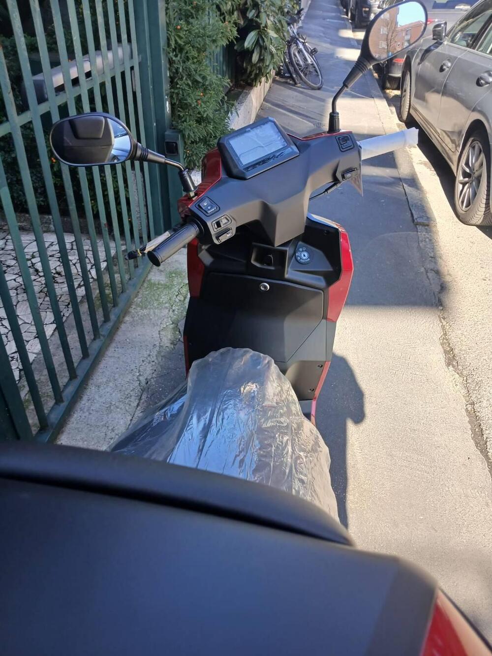 Peugeot Tweet 125 FL Active (2025 - 26) (4)