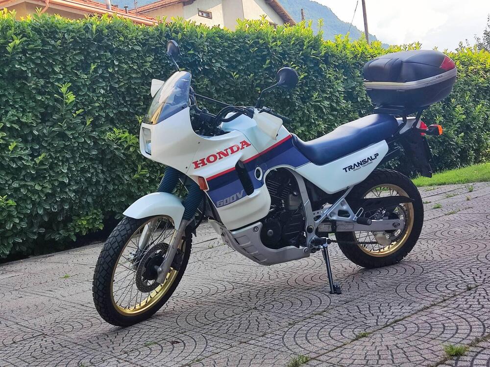 Honda transalp 600 (10)
