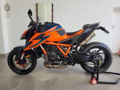 KTM 1290 Super Duke R (2021) usata