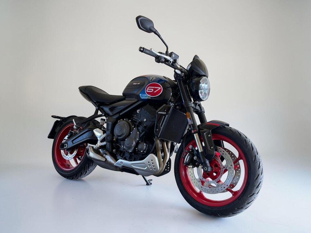 Triumph Trident 660 Triple Tribute Edition (2025 - 26) (3)