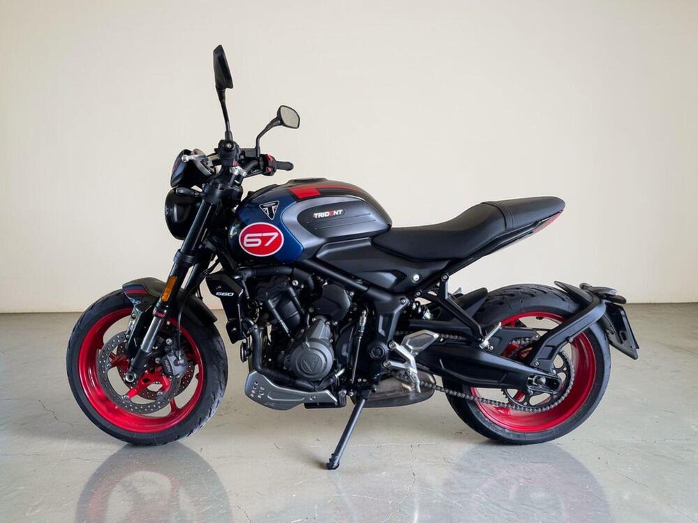 Triumph Trident 660 Triple Tribute Edition (2025 - 26) (6)