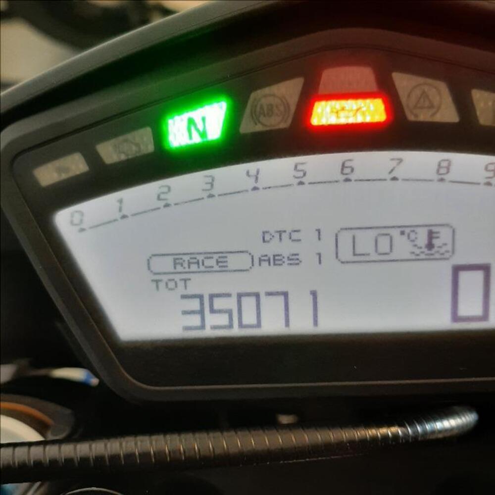 Ducati Hypermotard 939 SP (2016 - 18) (16)