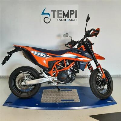 KTM 690 SMC R (2023 - 25) usata
