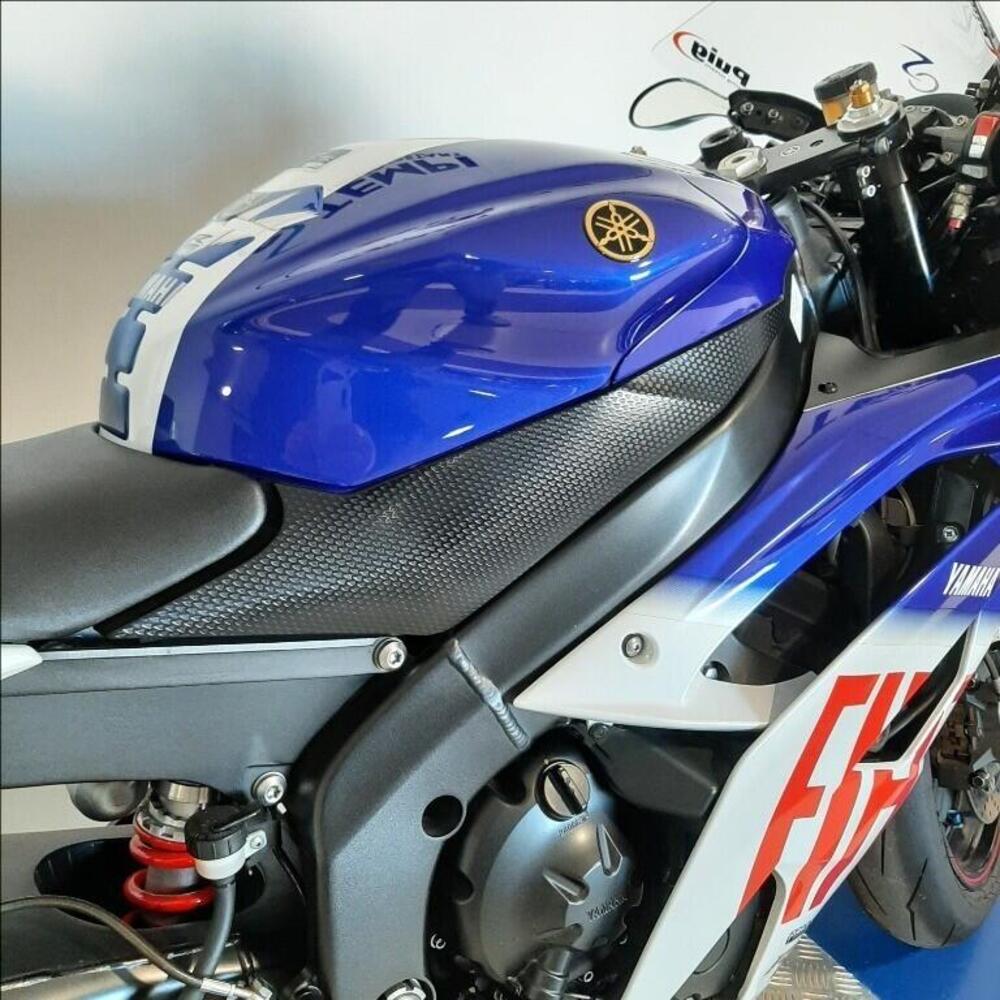 Yamaha YZF R6 (2008 - 09) (10)