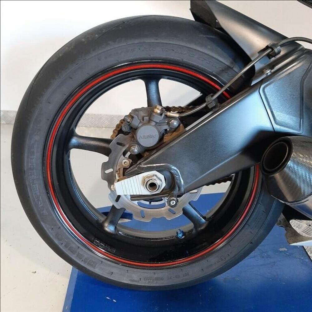 Yamaha YZF R6 (2008 - 09) (13)