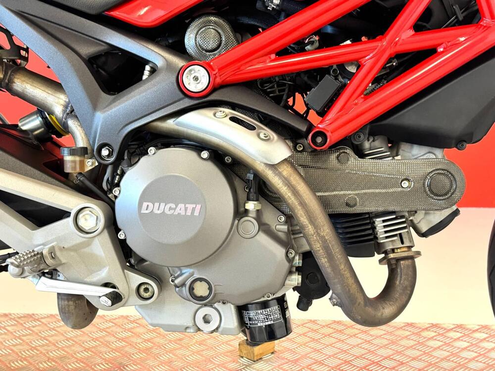 Ducati Monster 696 (2008 - 13) (11)
