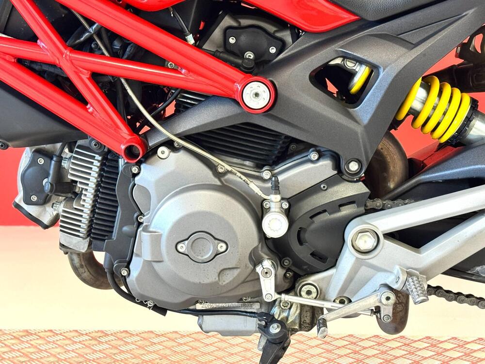 Ducati Monster 696 (2008 - 13) (16)