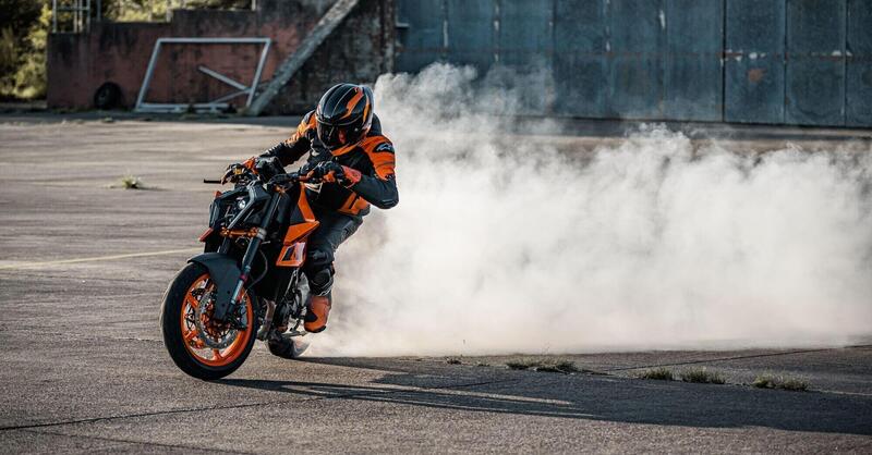 KTM 490: la nuova piattaforma bicilindrica ha grande potenziale, ma c&rsquo;&egrave; da aspettare