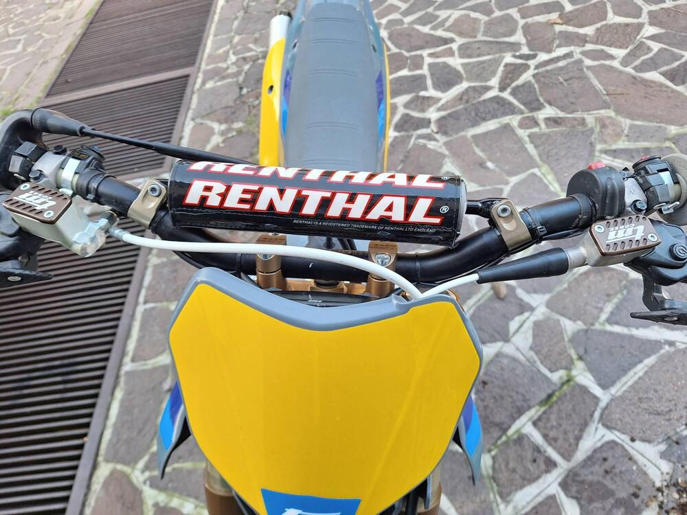 Tm Moto EN 250 ES Fi 2T TM Corse (2025) (8)