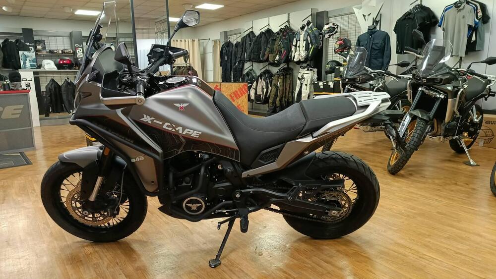 Moto Morini X-Cape 650 (2021 - 26) (3)