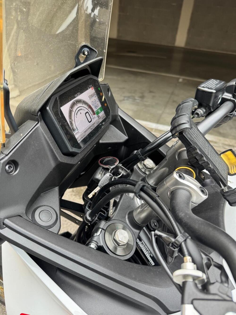 Honda Transalp XL750 (2023 - 24) (3)