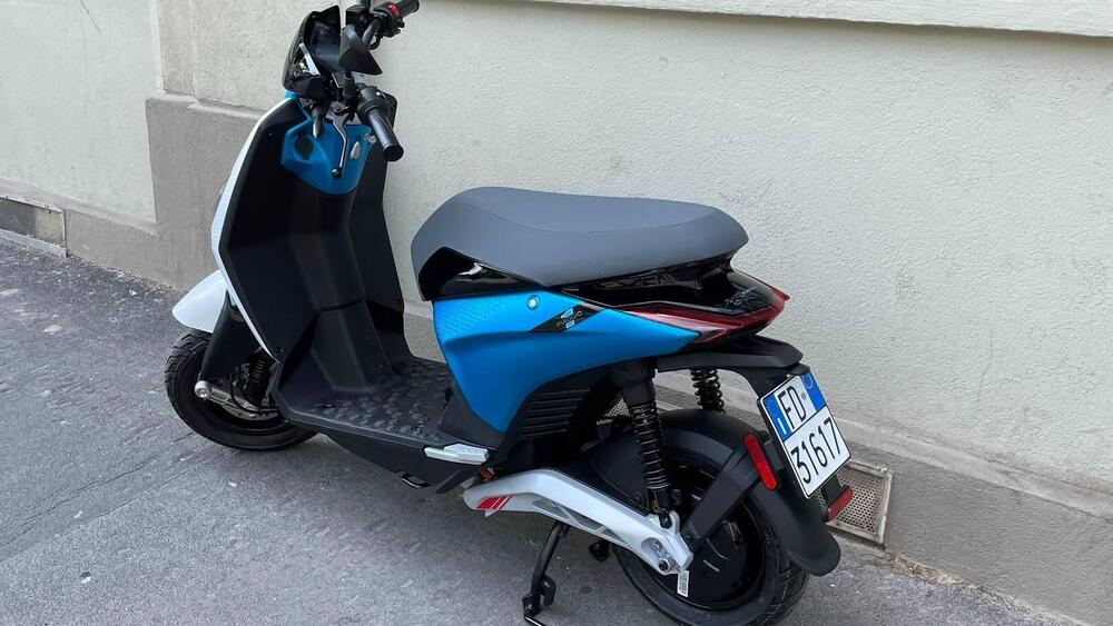 Piaggio 1 Active (2022 - 26) (3)