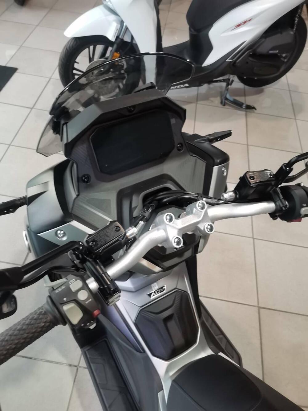 Voge Sfida SR1 ADV (2023 - 26) (4)