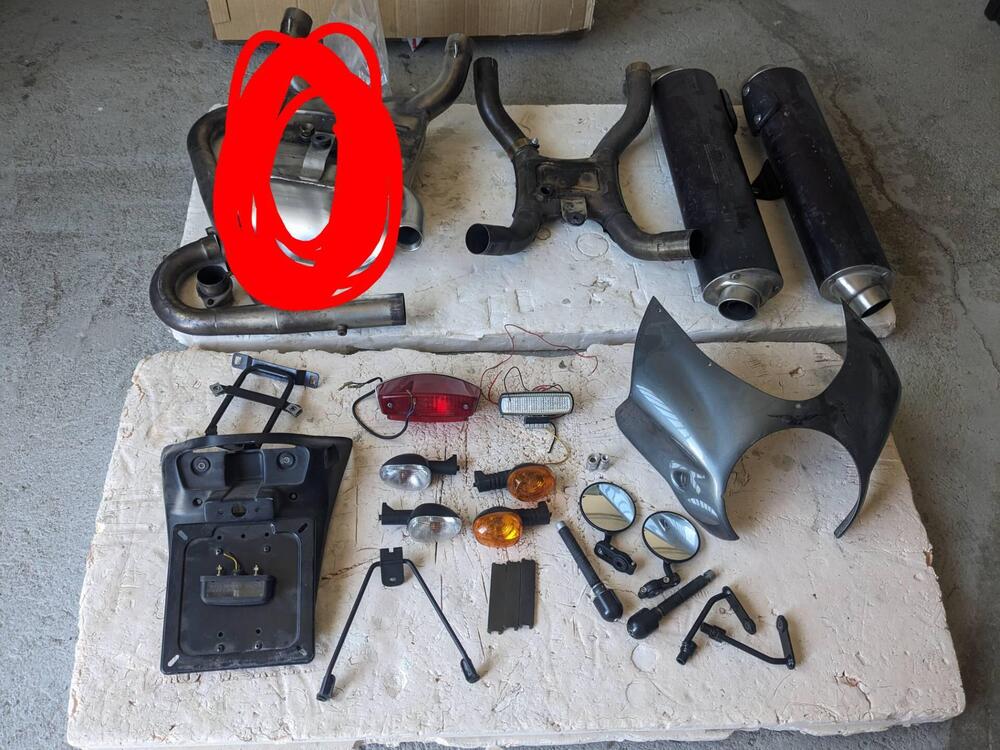 Moto Guzzi V11 Le Mans (2001 - 06) (16)