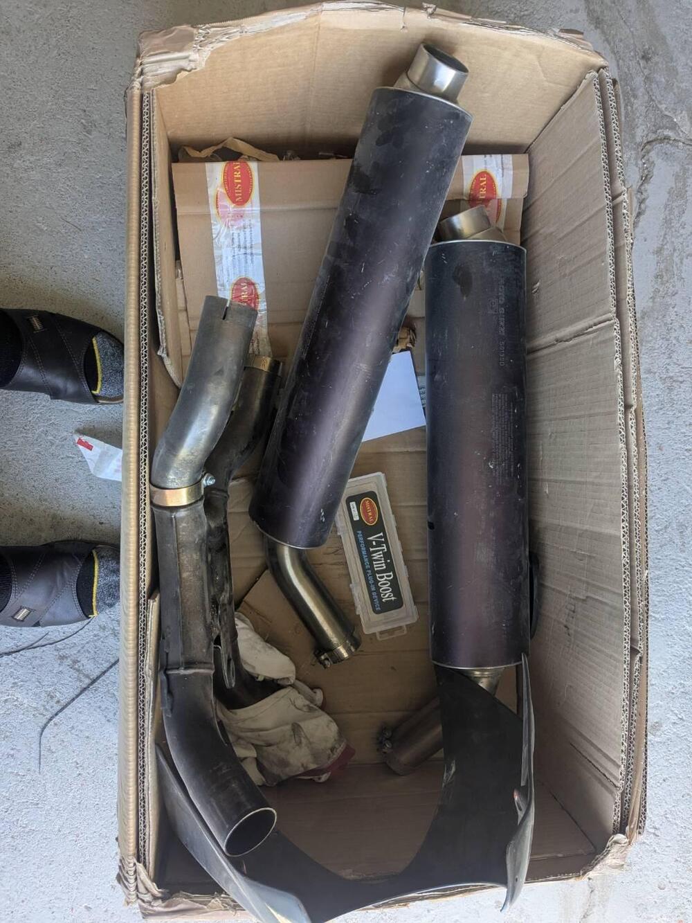 Moto Guzzi V11 Le Mans (2001 - 06) (15)