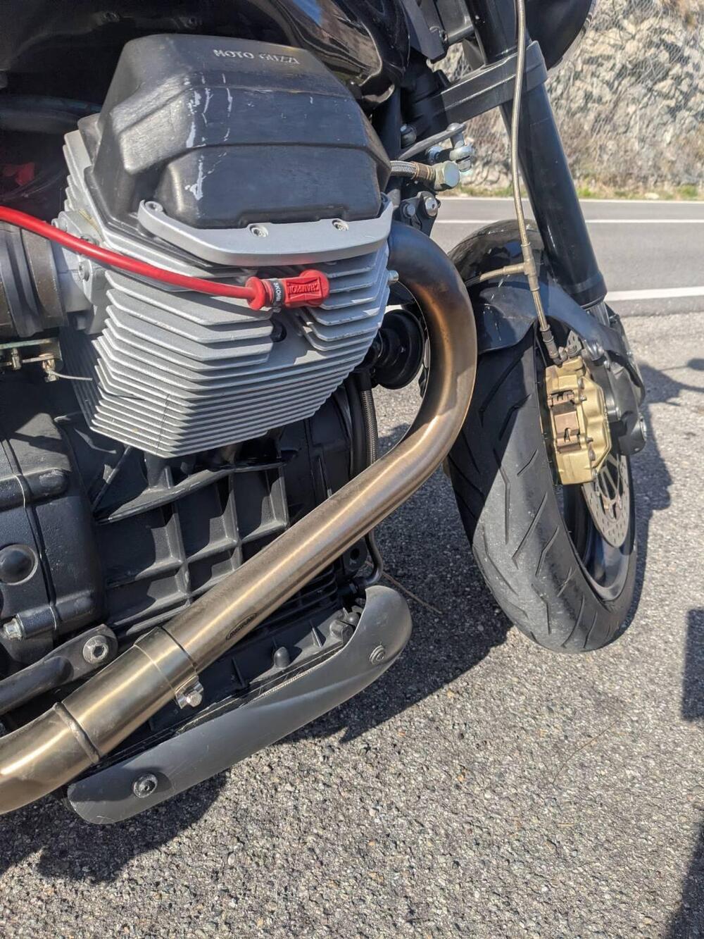 Moto Guzzi V11 Le Mans (2001 - 06) (5)