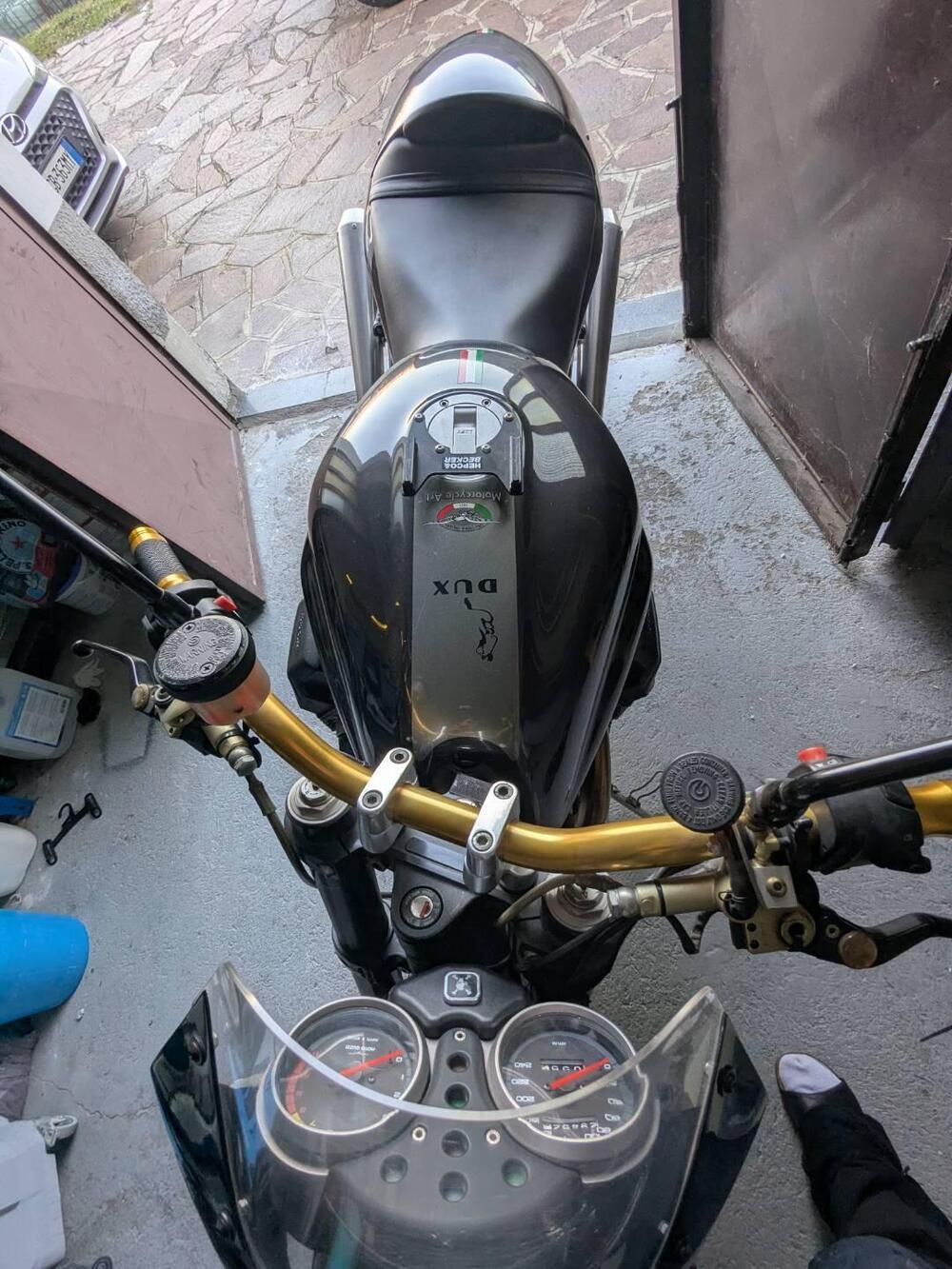 Moto Guzzi V11 Le Mans (2001 - 06) (7)