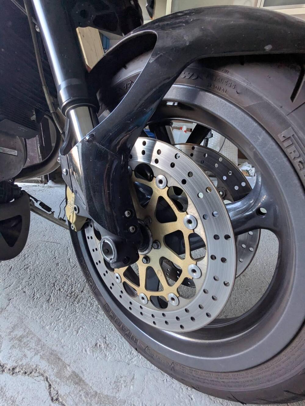 Moto Guzzi V11 Le Mans (2001 - 06) (10)