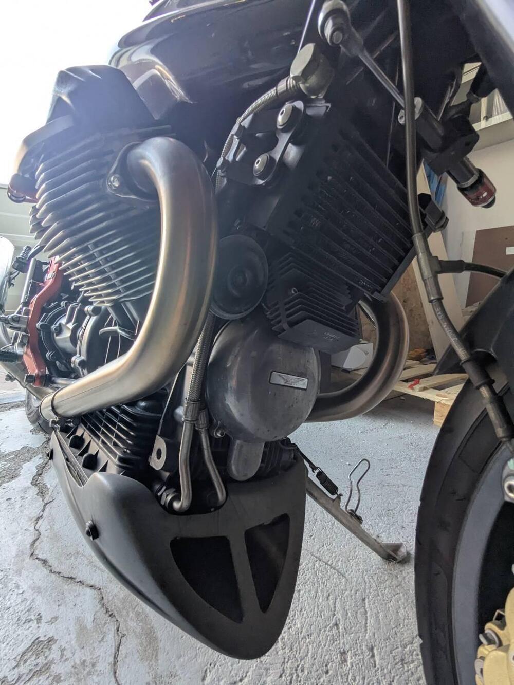 Moto Guzzi V11 Le Mans (2001 - 06) (11)