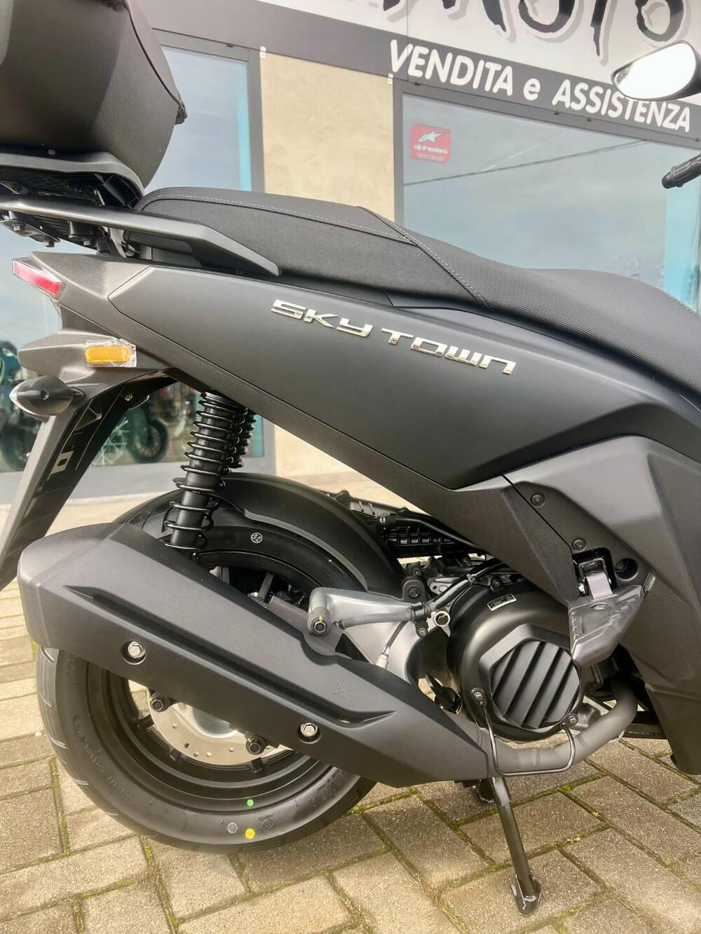 Kymco Skytown 125i (2024 - 26) (4)