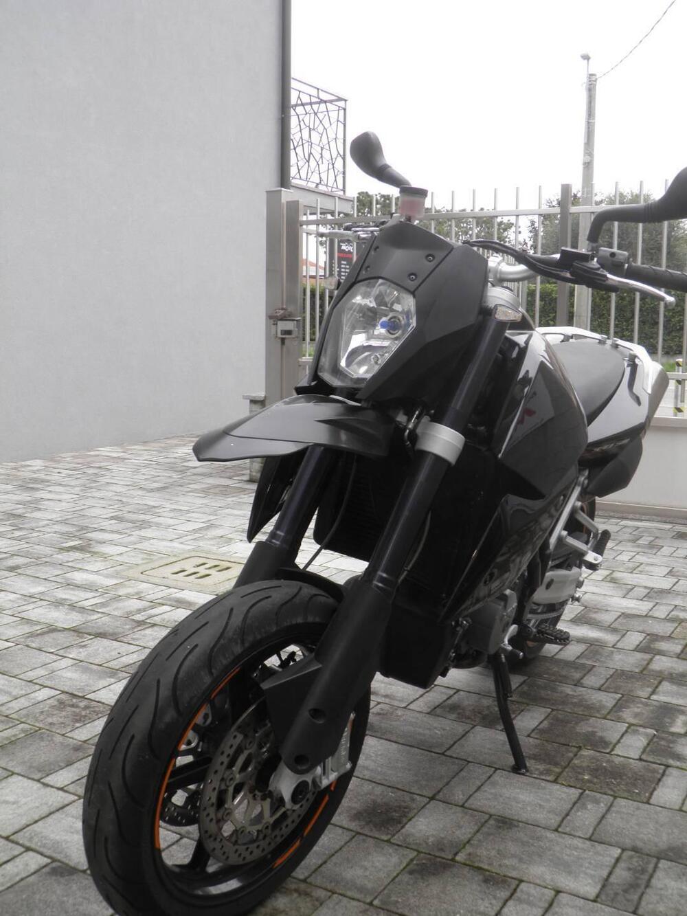 KTM 990 Supermoto (2007 - 08) (3)