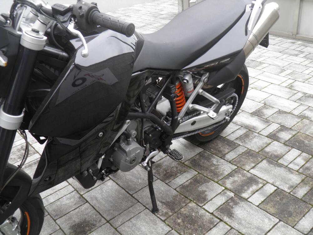 KTM 990 Supermoto (2007 - 08) (4)