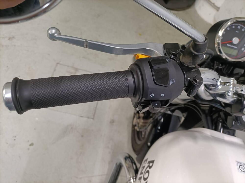 Royal Enfield Interceptor 650 (2021 - 26) (9)