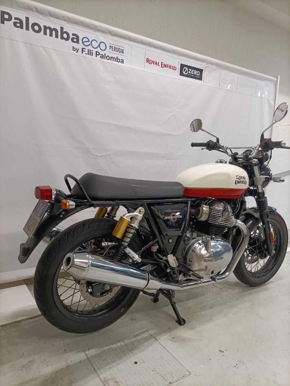 Royal Enfield Interceptor 650 (2021 - 26) (2)