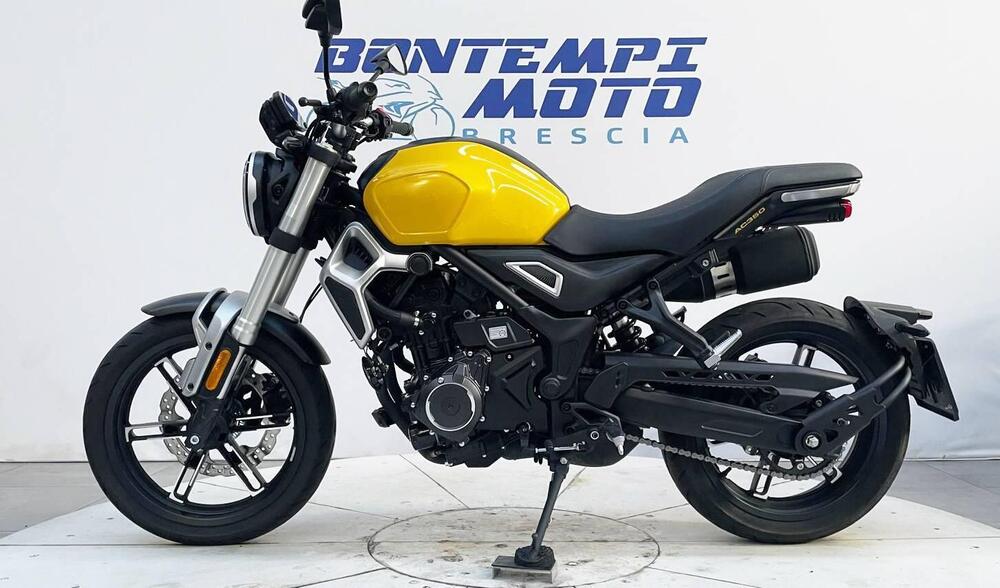 Voge Trofeo 350AC (2022 - 26) (2)