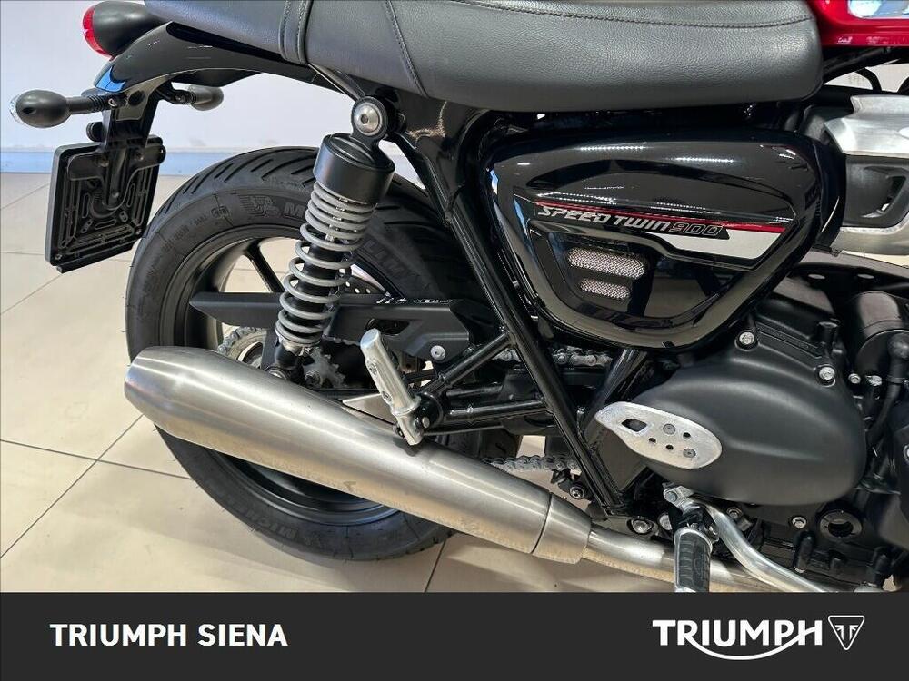 Triumph Speed Twin 900 (2023 - 24) (4)