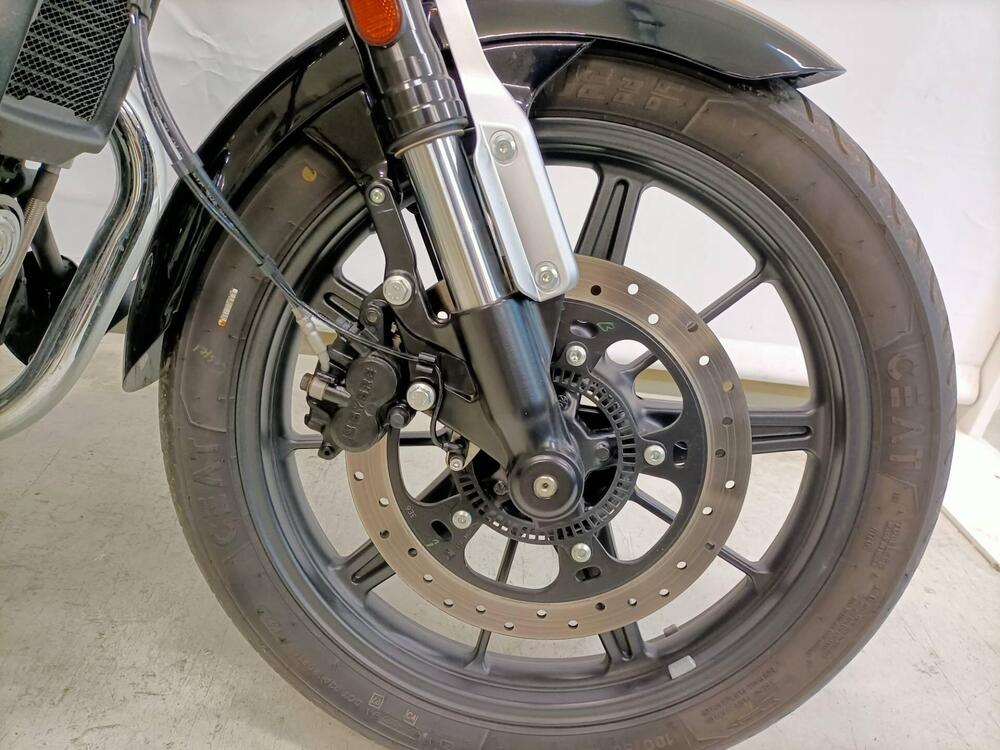 Royal Enfield Super Meteor 650 (2023 - 26) (11)