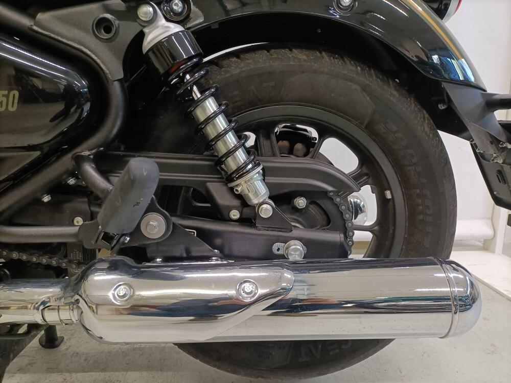 Royal Enfield Super Meteor 650 (2023 - 26) (12)