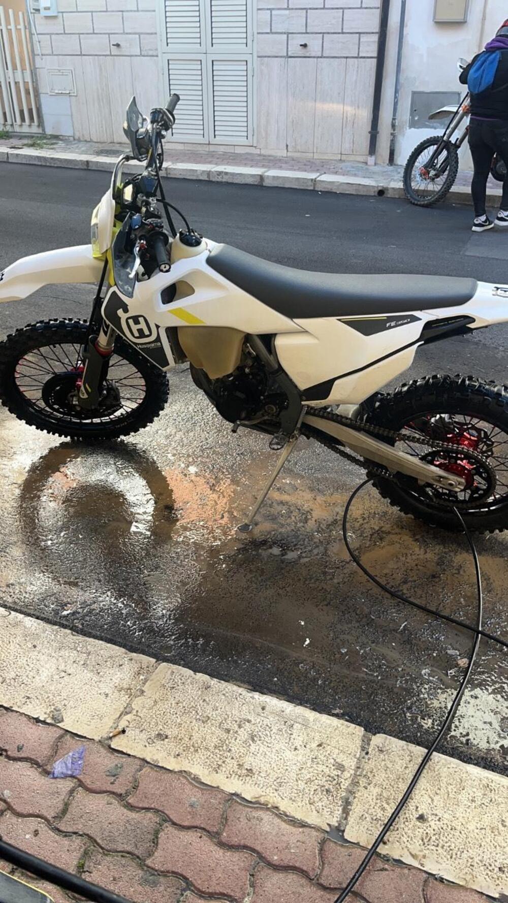 Husqvarna FE 350 (2022)