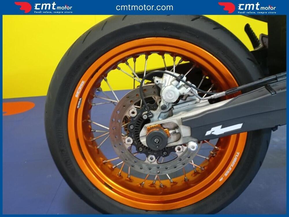 KTM 690 SMC R (2012 -17) (7)