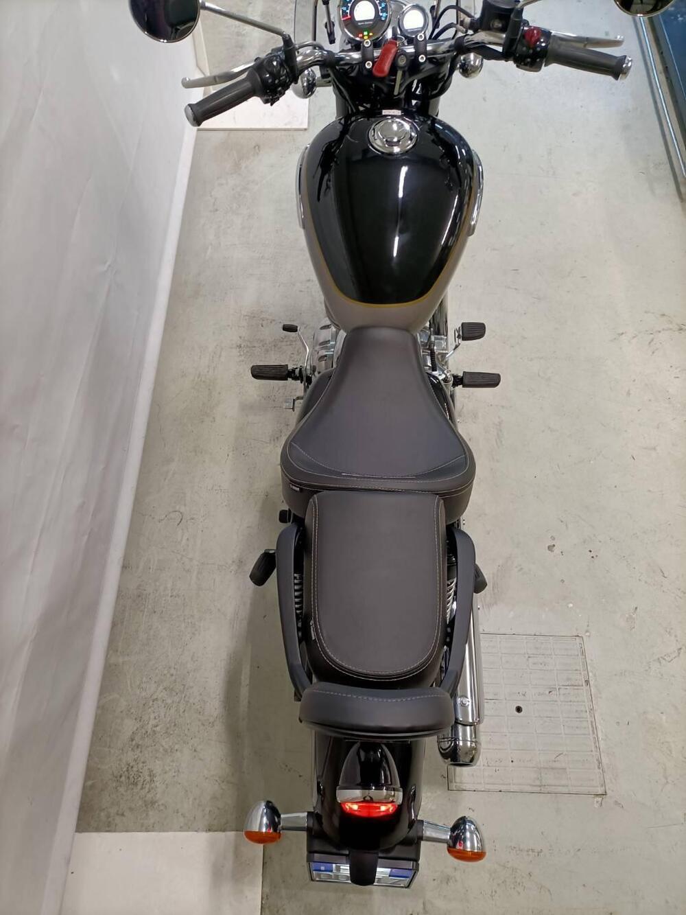 Royal Enfield Meteor 350 Aurora (2024 - 26) (9)