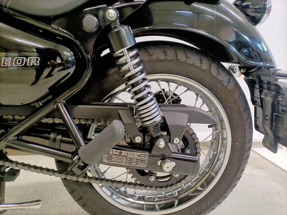 Royal Enfield Meteor 350 Aurora (2024 - 26) (13)