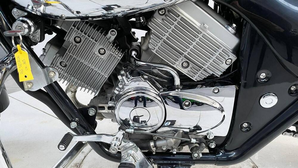 Kymco Venox 250i (2007 - 14) (4)