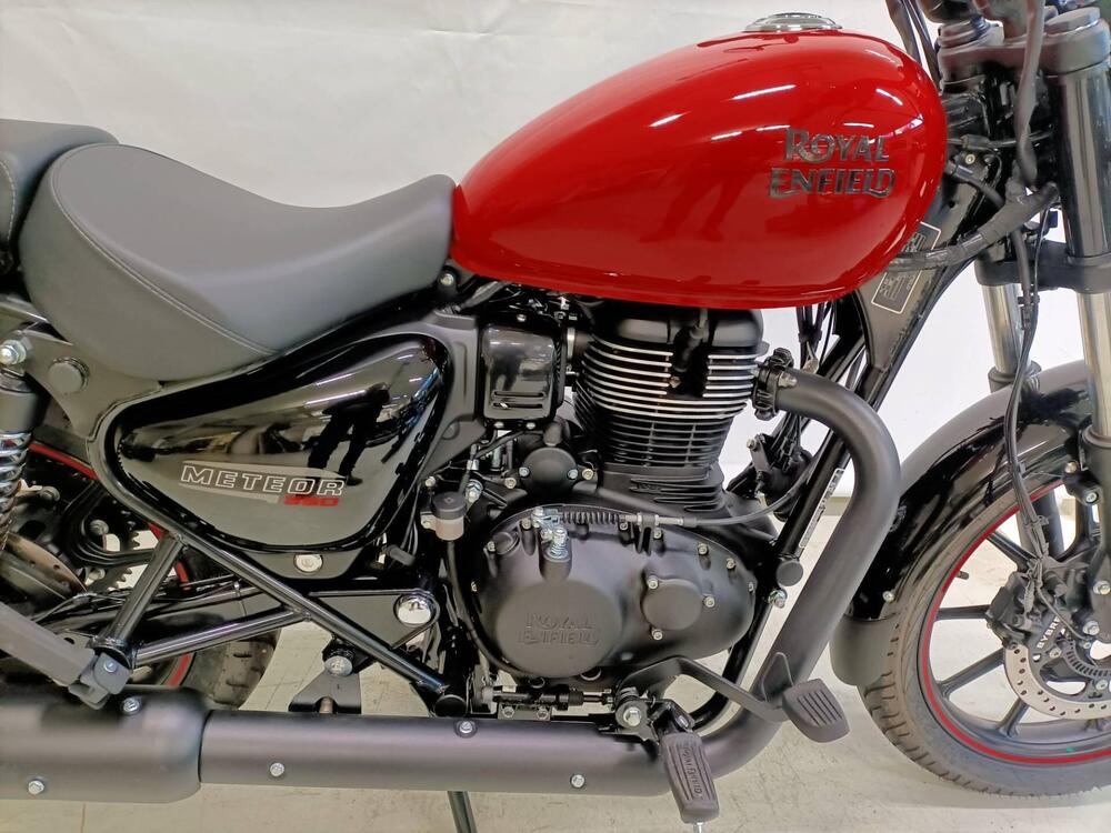 Royal Enfield Meteor 350 (2021 - 26) (4)