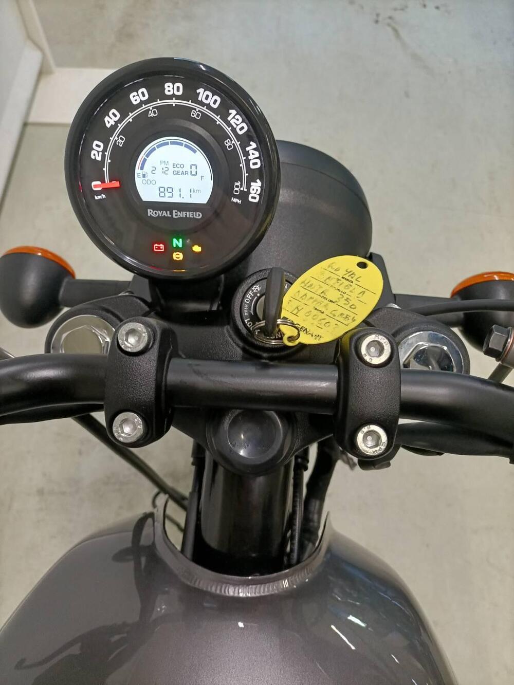 Royal Enfield HNTR 350 (2022 - 26) (6)