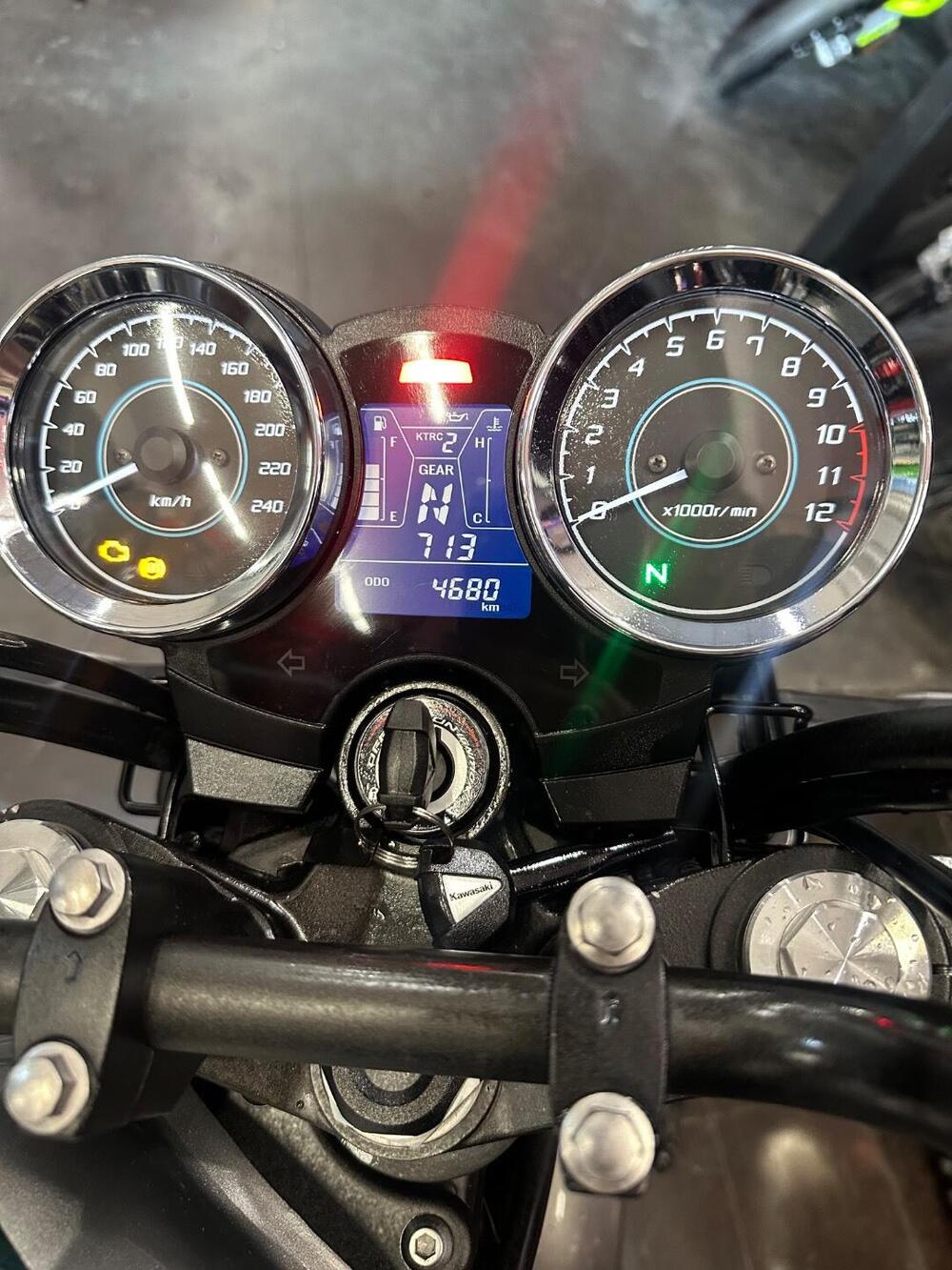 Kawasaki Z 650 RS (2022 - 24) (12)