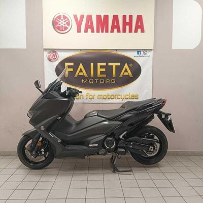 Yamaha T-Max 560 (2020 - 21) usata